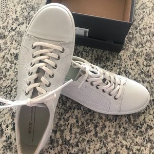 Brand New Ecco Women’s Soft 7 Sneaker